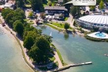 Schlossblick Chiemsee Prien