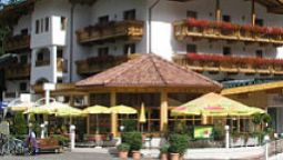 Aktivhotel Waldhof Ferienhotel - Oetz