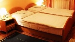 Hotel Fus - Ożarów Mazowiecki
