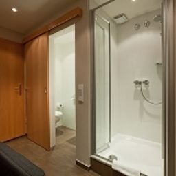 Bathroom Stachus