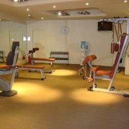 Fitness room Starhotels Michelangelo Fotos