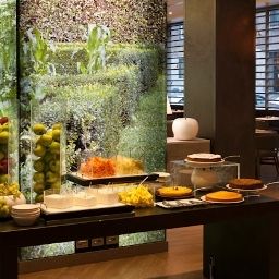 Breakfast room within restaurant Starhotels Echo
