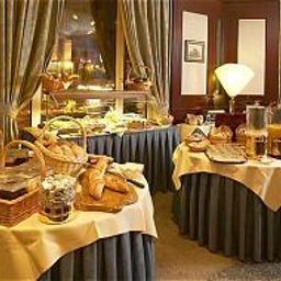 Buffet Golden Tulip Central Molitor