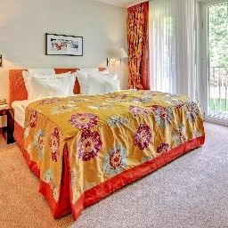  Park Hotel