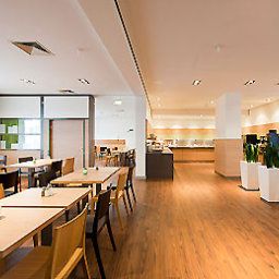 Sala śniadaniowa w restauracji ibis Bochum Zentrum
