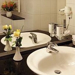 Cuarto de baño RAMADA Überseehotel