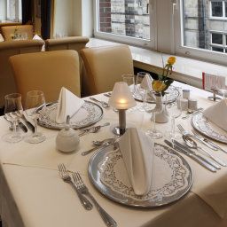 Restaurante RAMADA Überseehotel