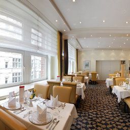 Restaurante RAMADA Überseehotel