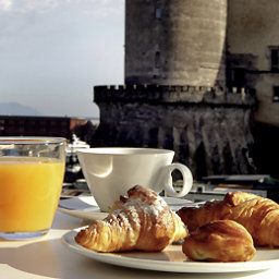 Breakfast room within restaurant Mercure Napoli Angioino Centro