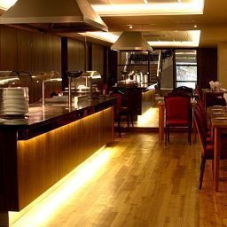 Sala śniadaniowa w restauracji Central Park