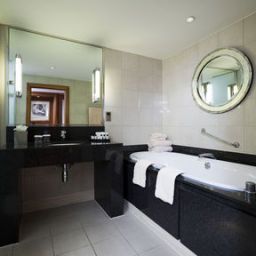  Crowne Plaza LONDON - HEATHROW
