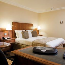 Camera Crowne Plaza LONDON - HEATHROW