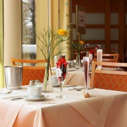 Sala de desayuno Dolce Bad Nauheim