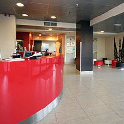 Recepcja B&B Hotel Firenze Novoli