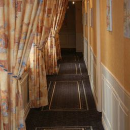 Hall Best Western Le Cheval Blanc