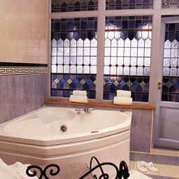 Suite Best Western Le Cheval Blanc
