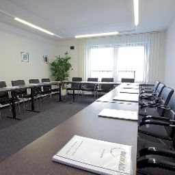 Tagungsraum Norderstedter Hof by Centro Comfort