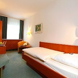 Zimmer Norderstedter Hof by Centro Comfort