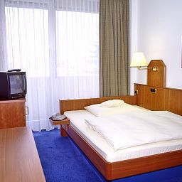 Room Götz Fotos