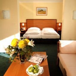 Полулюкс InterCityHotel