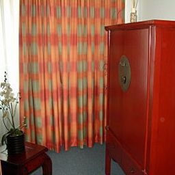 Room Am Dom