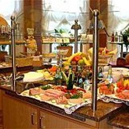 Buffet Insel