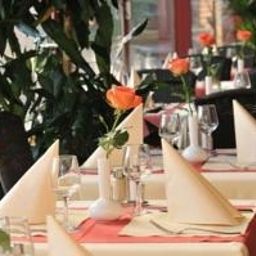 Breakfast room within restaurant International & Terminus