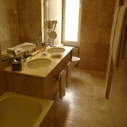 Bathroom Eden Palace au Lac