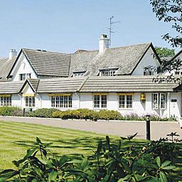 Vista exterior Basingstoke Country