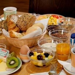Salle du petit-déjeuner ibis Bonn