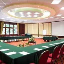 Banqueting hall Lövér