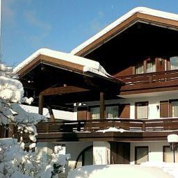 Exterior view Alp Inn