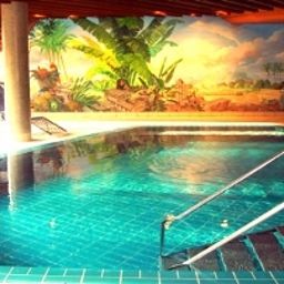 Piscine Quellenhof garni Thermal-Kurhotel