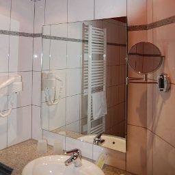 Bathroom Zur Krone Fotos