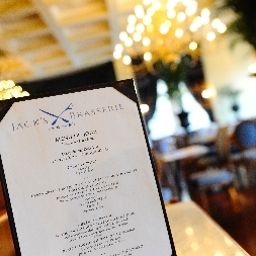 Breakfast room within restaurant Regina