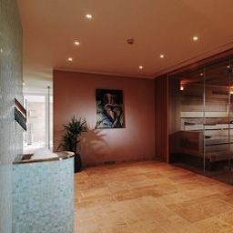 Тренажерный зал Villa Hügel