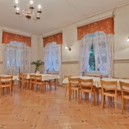 Breakfast room Waldhotel Unspunnen