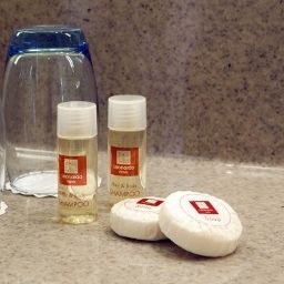 Bathroom Leonardo