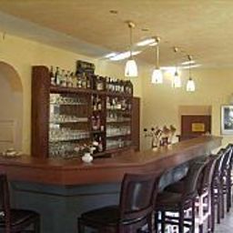 Bar Heckkaten
