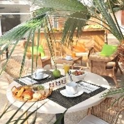 Sala colazione Arles Plaza