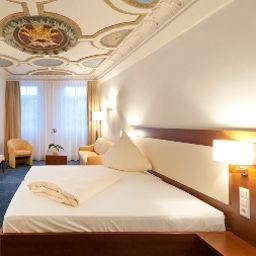  Goldener Adler Stadt-gut-Hotels