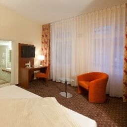 Chambre pour voyageurs d'affaires Goldener Adler Stadt-gut-Hotels