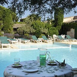 Basen Auberge de Cassagne & Spa