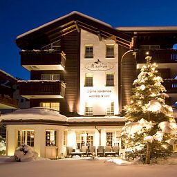 Vista esterna Mirabeau Alpine Residence