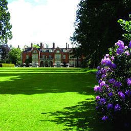 Jardin Tylney Hall