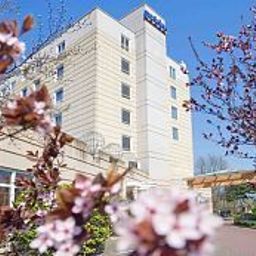 Vista exterior Park Inn by Radisson