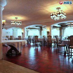 Breakfast room within restaurant Parkhotel Wallgau