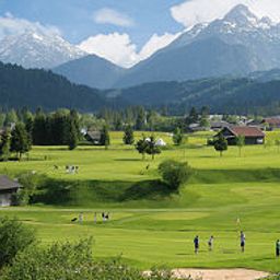 Exterior view Parkhotel Wallgau