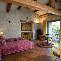 Auberge de Noves Chateaux et Hotels Collection Avignon