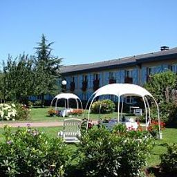 Quality Hotel La Bertelière Saint-Martin-du-Vivier